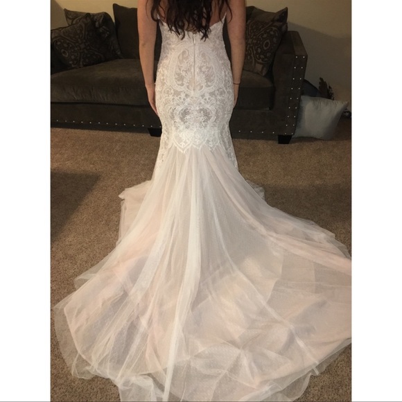 Wedding Dress - Picture 4 of 5